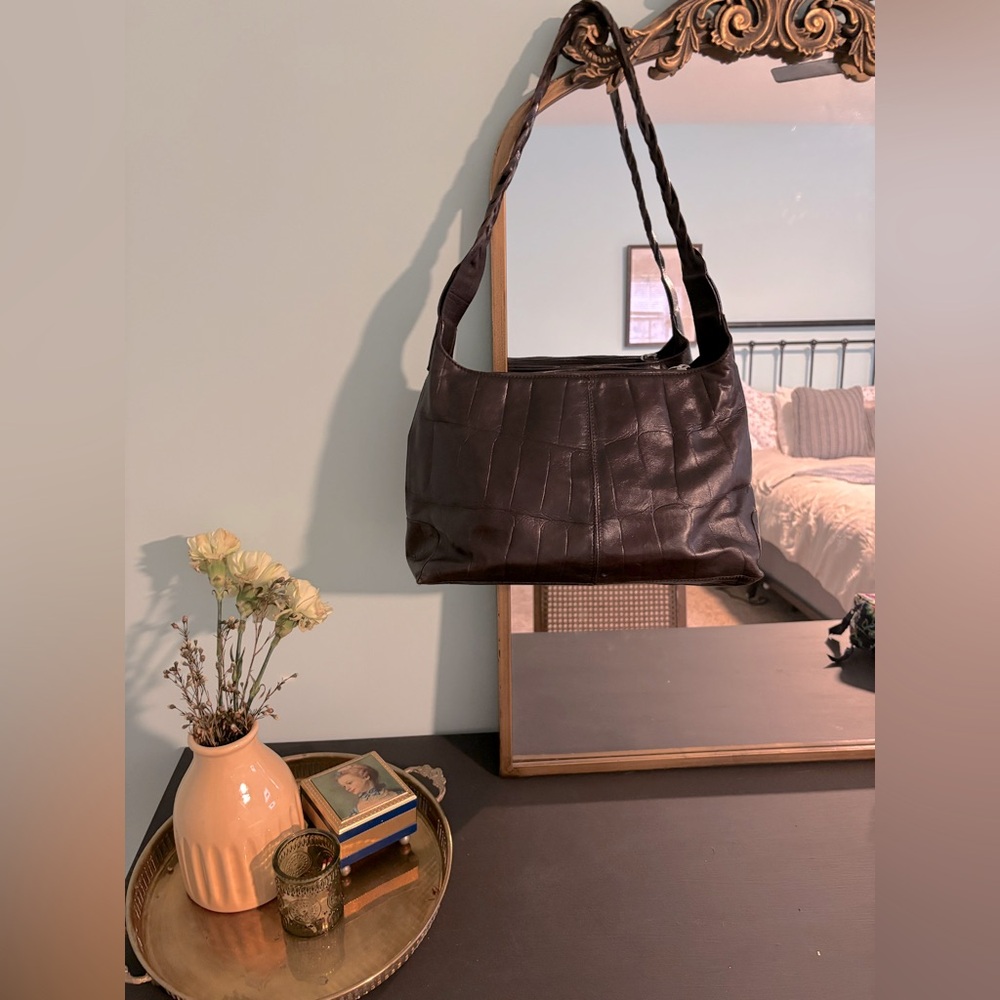Falor Genuine Embossed Leather Shoulder Bag